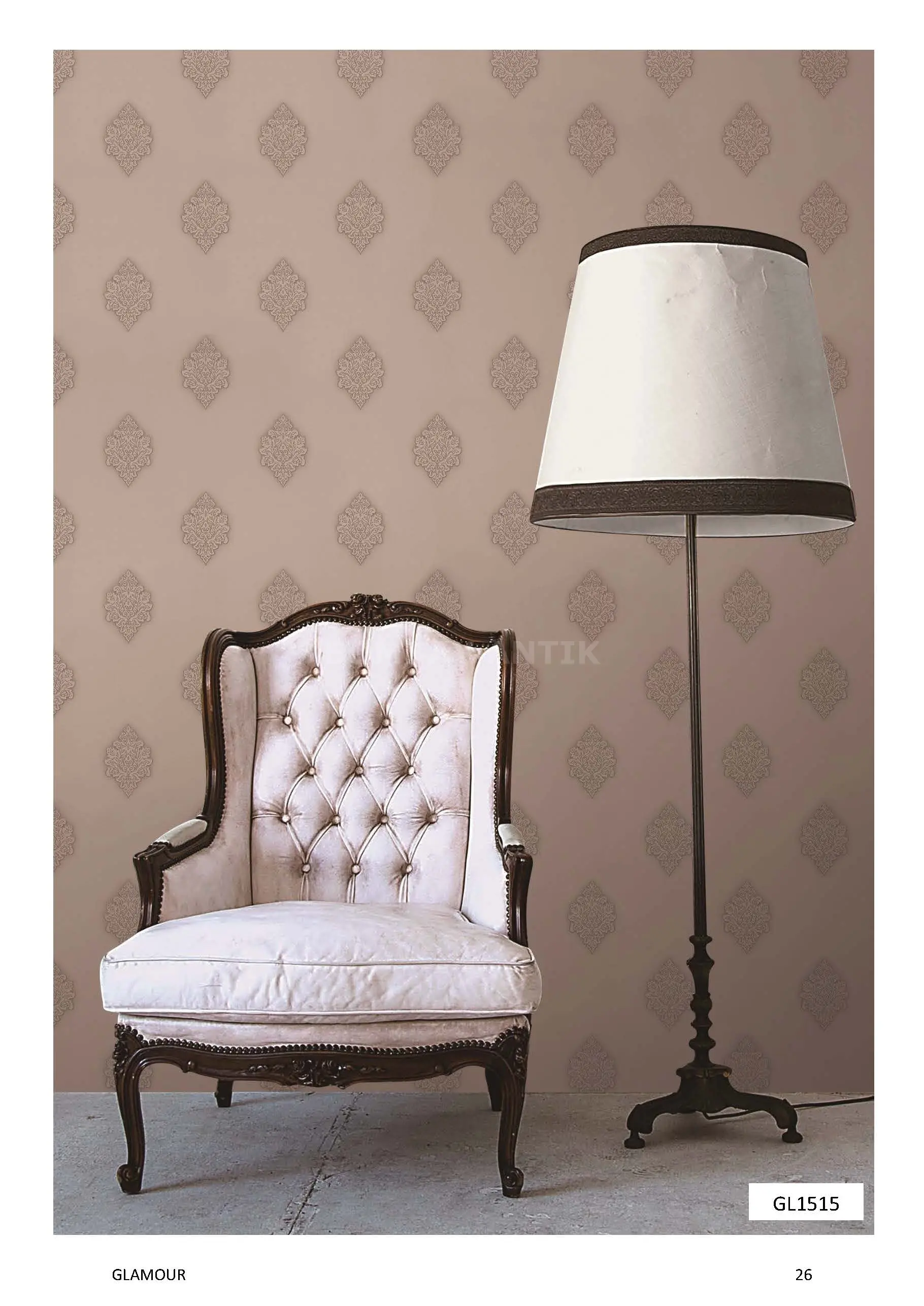 Glamour Motif Wallpaper